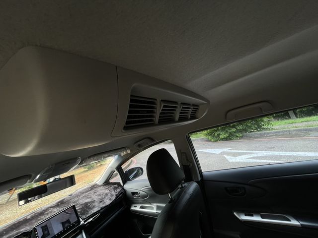 TOYOTA豐田 WISH  第10張相片