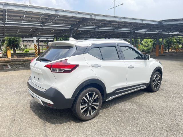 NISSAN日產 KICKS  第2張相片