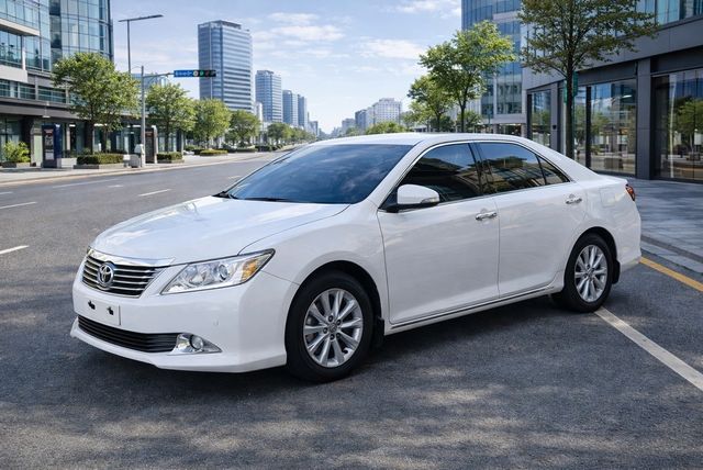 TOYOTA豐田 CAMRY  第1張相片