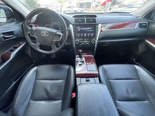 TOYOTA豐田 CAMRY  第7張相片