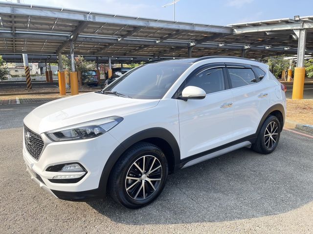HYUNDAI現代 TUCSON  第1張相片