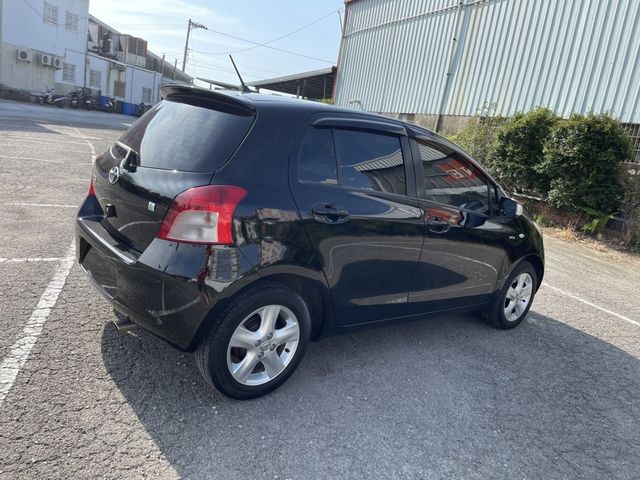 TOYOTA豐田 YARIS  第2張相片