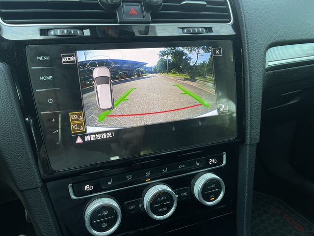 VOLKSWAGEN福斯 GOLF VARIANT  第10張相片