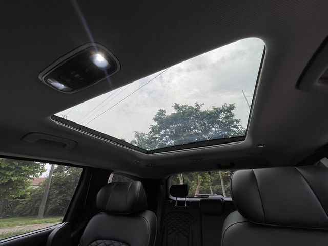 HYUNDAI現代 CUSTIN  第11張相片
