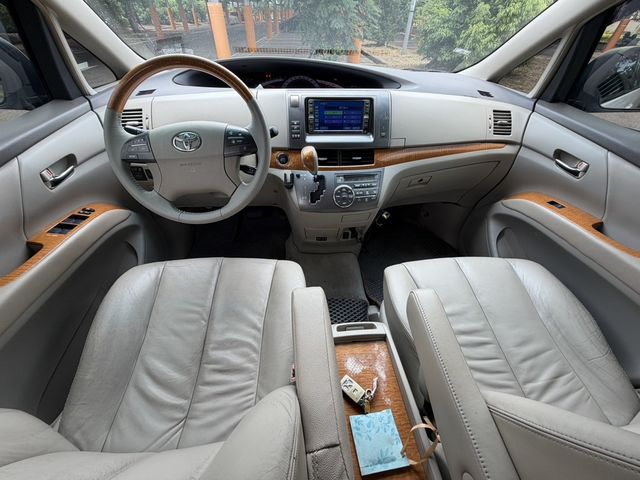 TOYOTA豐田 PREVIA  第7張相片