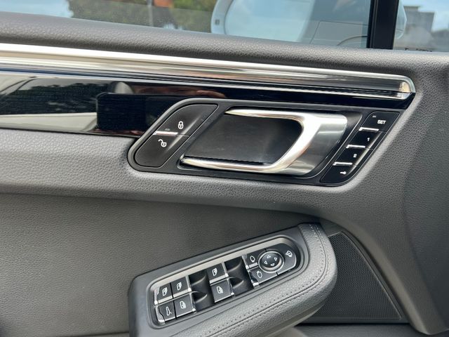 PORSCHE保時捷 MACAN S  第12張相片