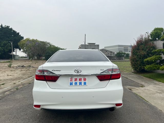 TOYOTA豐田 CAMRY  第3張相片