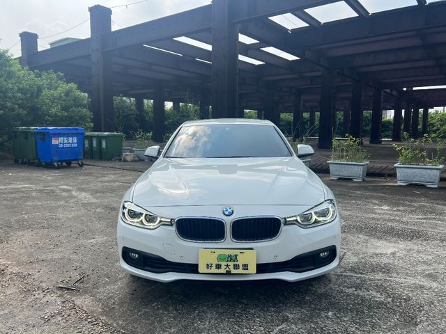 BMW寶馬 318I  第2張相片