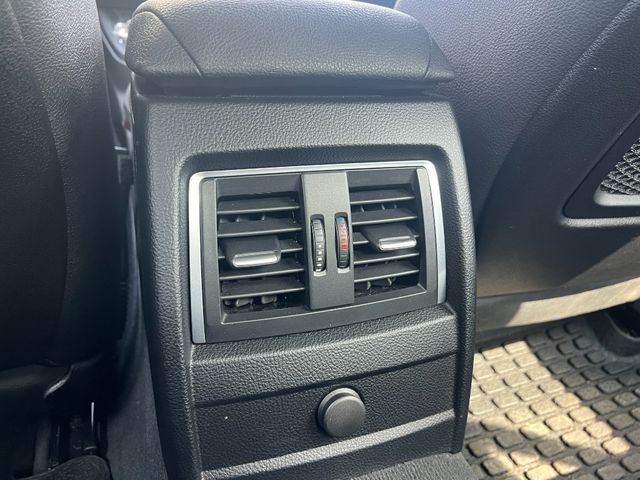 BMW寶馬 318I  第8張相片