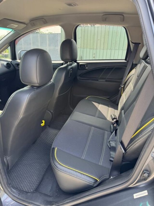 MITSUBISHI三菱 COLT PLUS  第4張相片