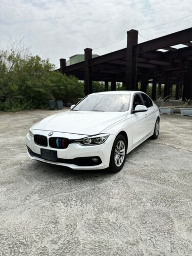 BMW寶馬 318I  第1張相片
