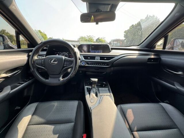 LEXUS凌志 UX250H  第5張相片