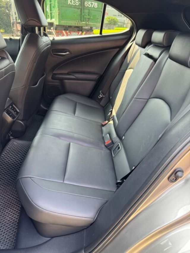 LEXUS凌志 UX250H  第6張相片