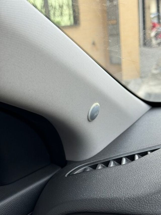 HYUNDAI現代 ELANTRA  第2張相片