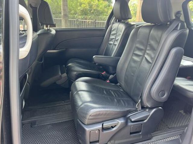 TOYOTA豐田 PREVIA  第9張相片