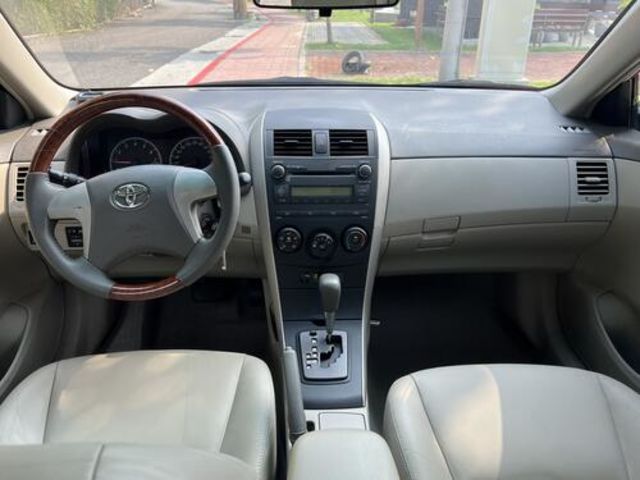 TOYOTA豐田 ALTIS  第3張相片