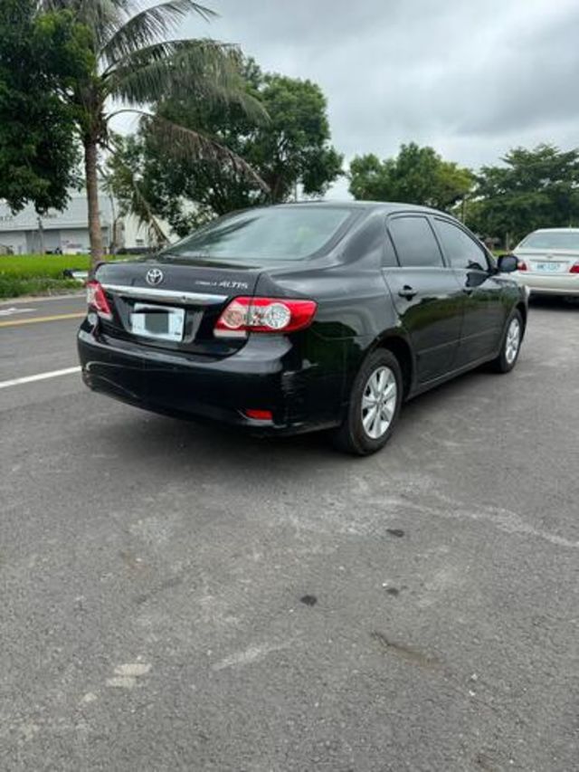 TOYOTA豐田 ALTIS  第2張相片