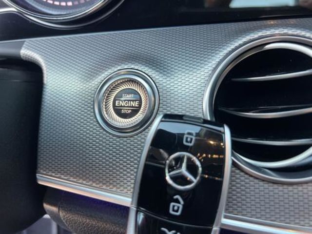 M-BENZ賓士 E200  第8張相片