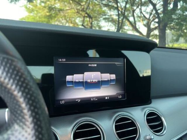 M-BENZ賓士 E200  第10張相片