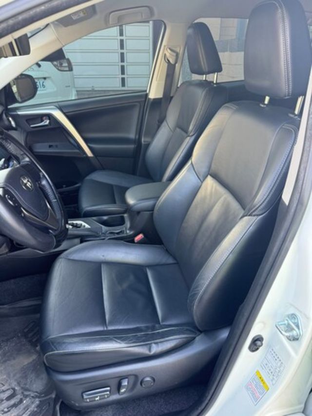 TOYOTA豐田 RAV4  第5張相片