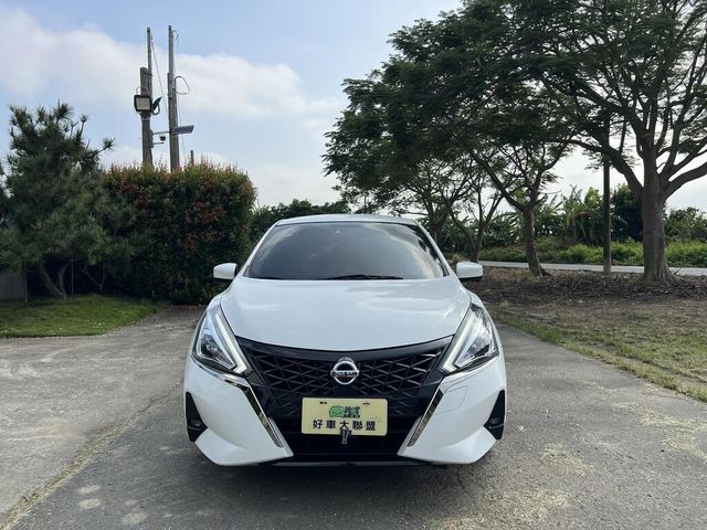 NISSAN日產 TIIDA  第2張相片