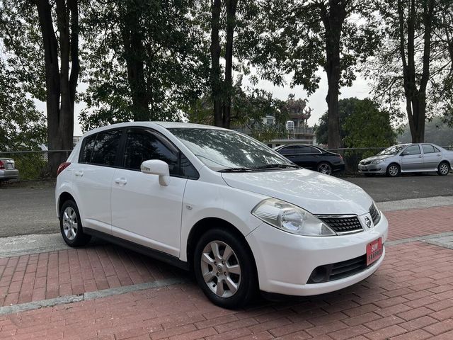 NISSAN日產 TIIDA  第4張相片