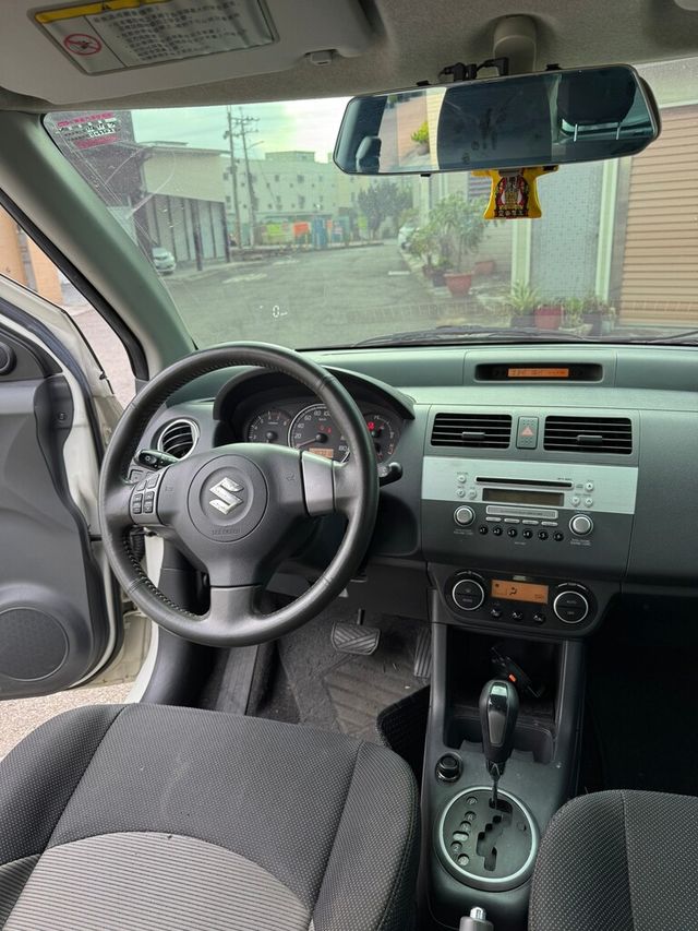SUZUKI鈴木 SWIFT  第5張相片