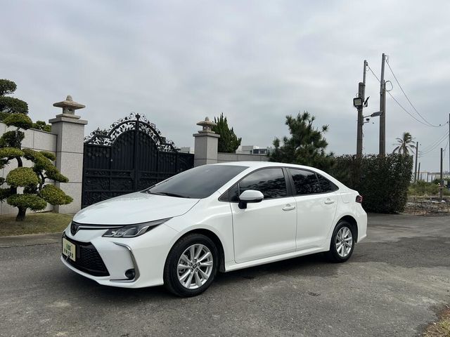 TOYOTA豐田 ALTIS  第1張相片