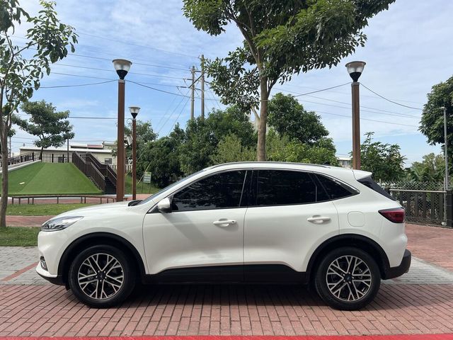 FORD福特 KUGA  第4張相片