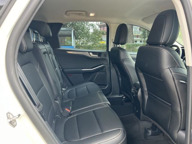 FORD福特 KUGA  第11張相片