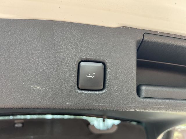 FORD福特 KUGA  第14張相片