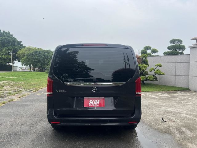 M-BENZ賓士 V220 D  第5張相片