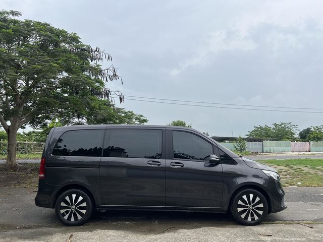 M-BENZ賓士 V220 D  第7張相片
