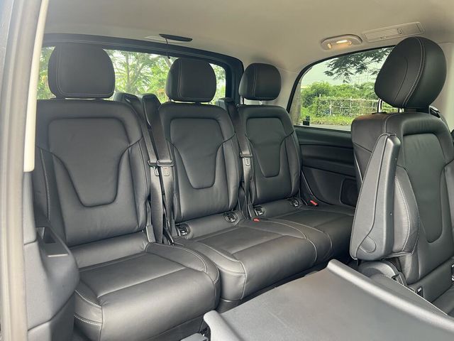 M-BENZ賓士 V220 D  第13張相片