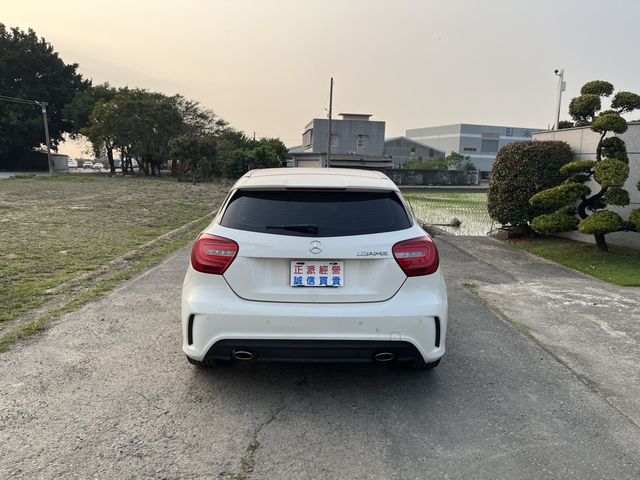M-BENZ賓士 A180  第5張相片