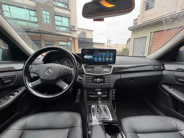 M-BENZ賓士 E200  第6張相片