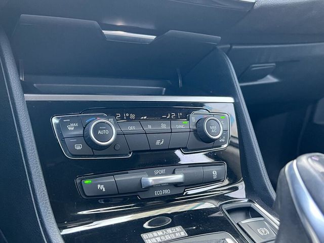 BMW寶馬 218D  第10張相片
