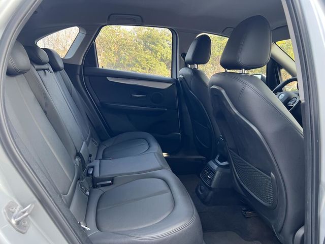 BMW寶馬 218D  第18張相片
