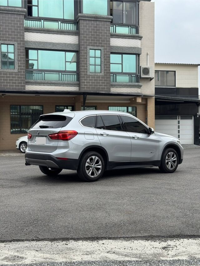 BMW寶馬 X1  第2張相片