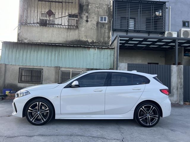 BMW寶馬 118I  第6張相片