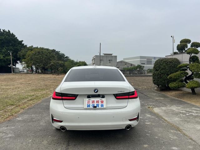 BMW寶馬 318I  第5張相片