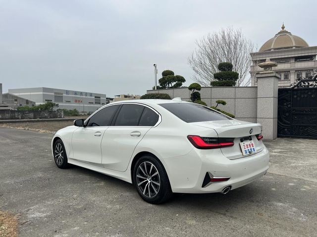 BMW寶馬 318I  第6張相片