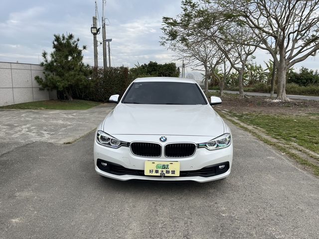 BMW寶馬 318I  第2張相片