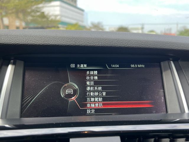 BMW寶馬 X3  第17張相片