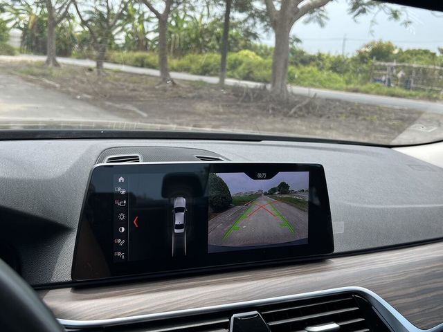 BMW寶馬 520D  第6張相片