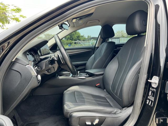 BMW寶馬 520D  第14張相片