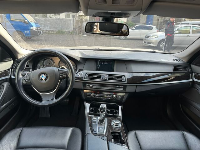 BMW寶馬 523I  第5張相片