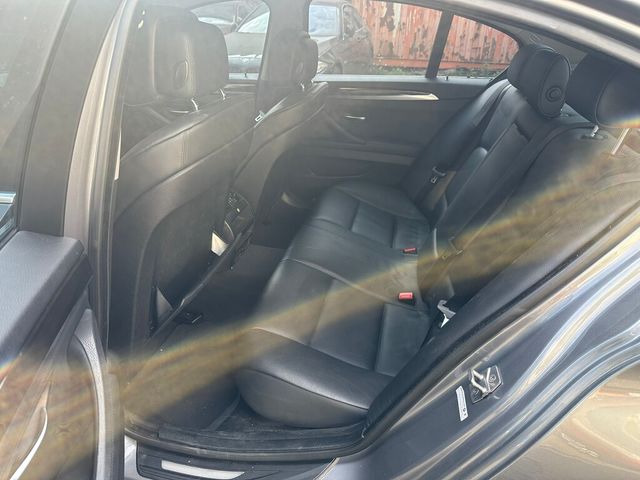 BMW寶馬 523I  第7張相片
