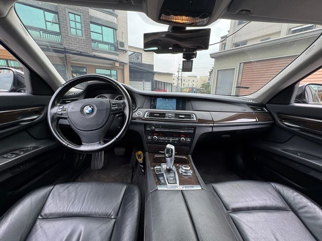 BMW寶馬 730LD  第5張相片
