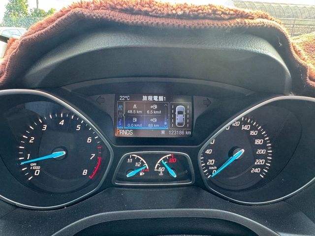 FORD福特 KUGA  第7張相片